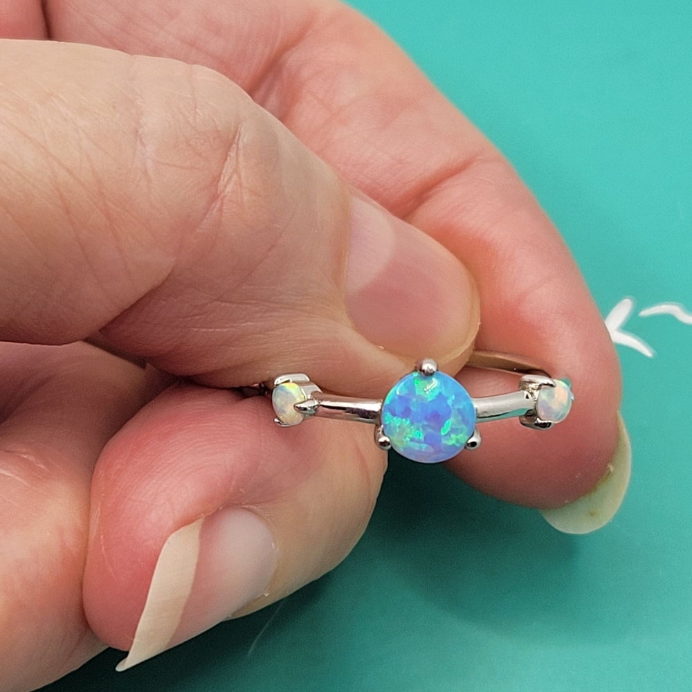 Beautiful Fire Opal Ring - image 1